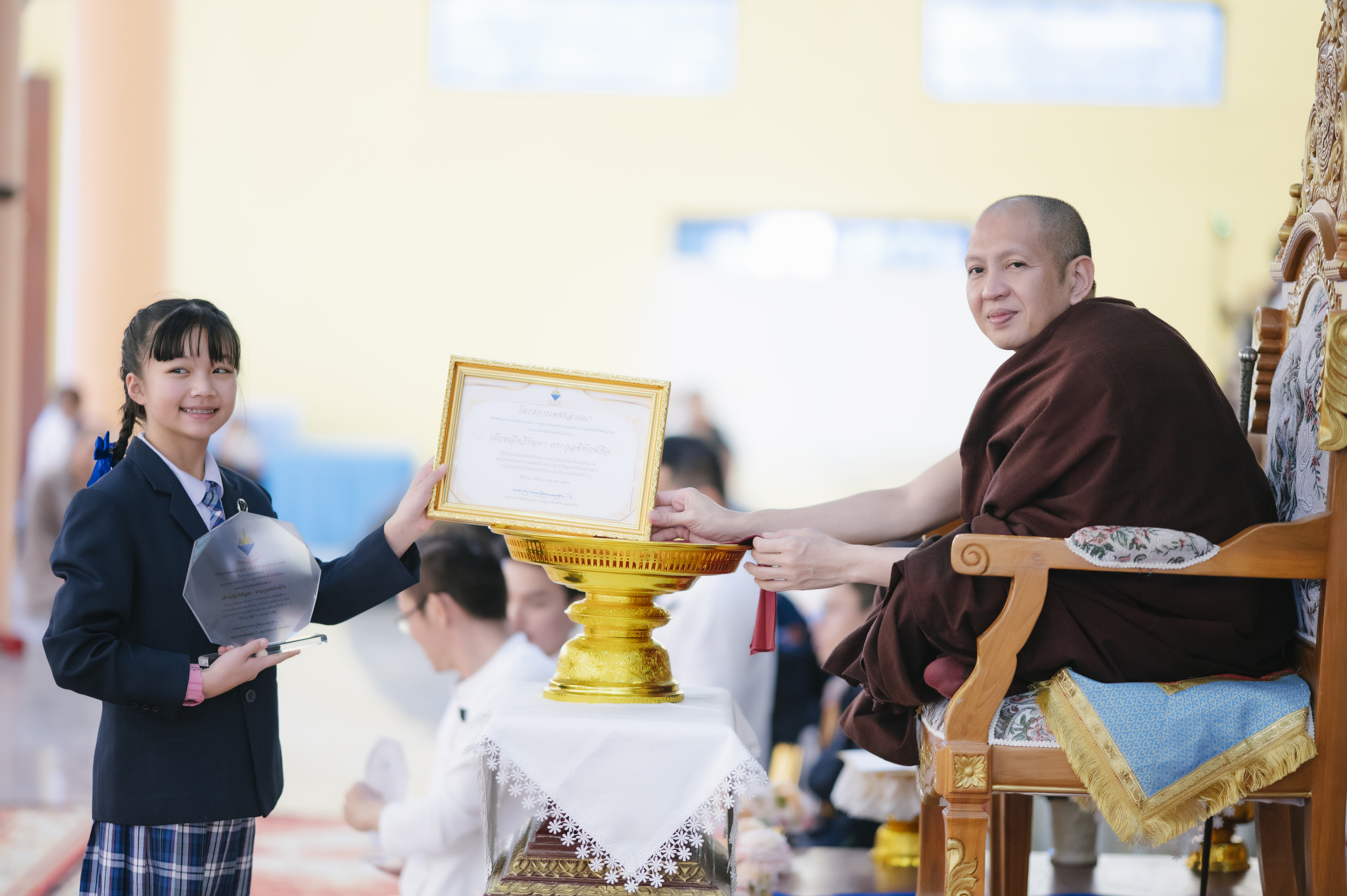 พิธีรับมอบทุนการศึกษาโครงการเพชรล้านนา 10